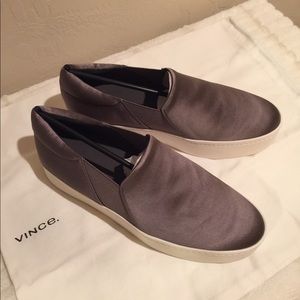 NWT Vince Warren Sneakers